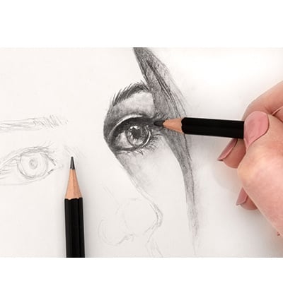 Crayons graphite Essentials n°04